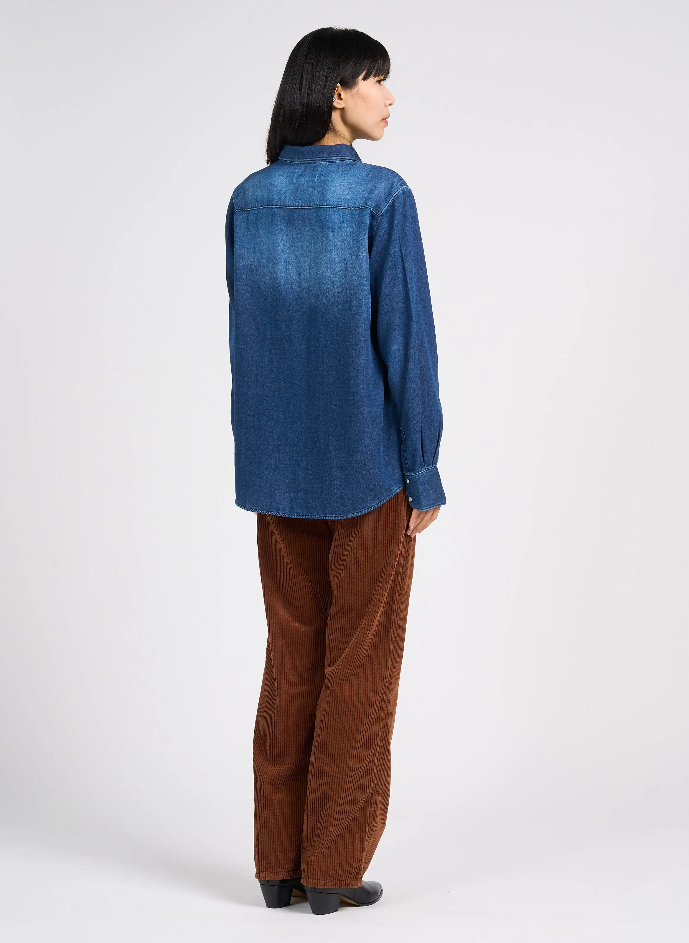 ACQUAVERDE Camisa de algodón con cuello clásico en azul