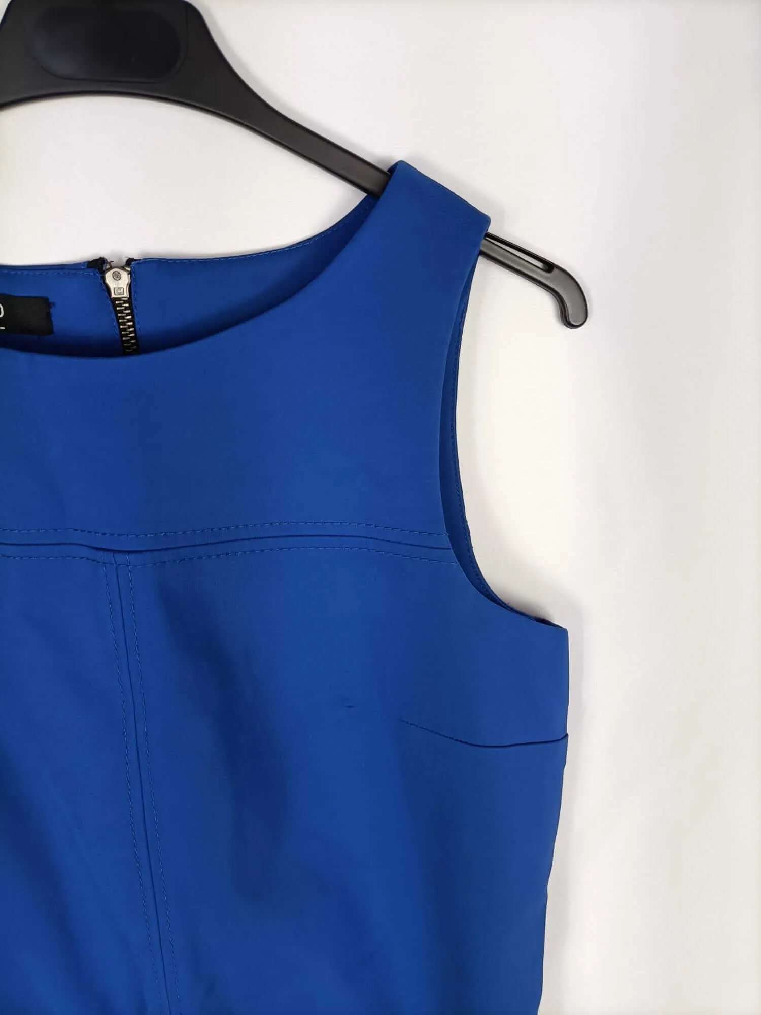 BLANCO.Vestido azul klein T.s