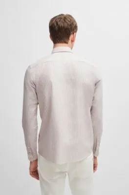 Camisa slim fit en algodón Oxford a rayas