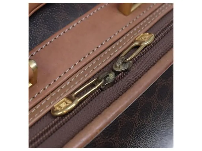 Céline Maleta de lona Macadam CELINE en cuero PVC marrón Auth 76985 Castaño 