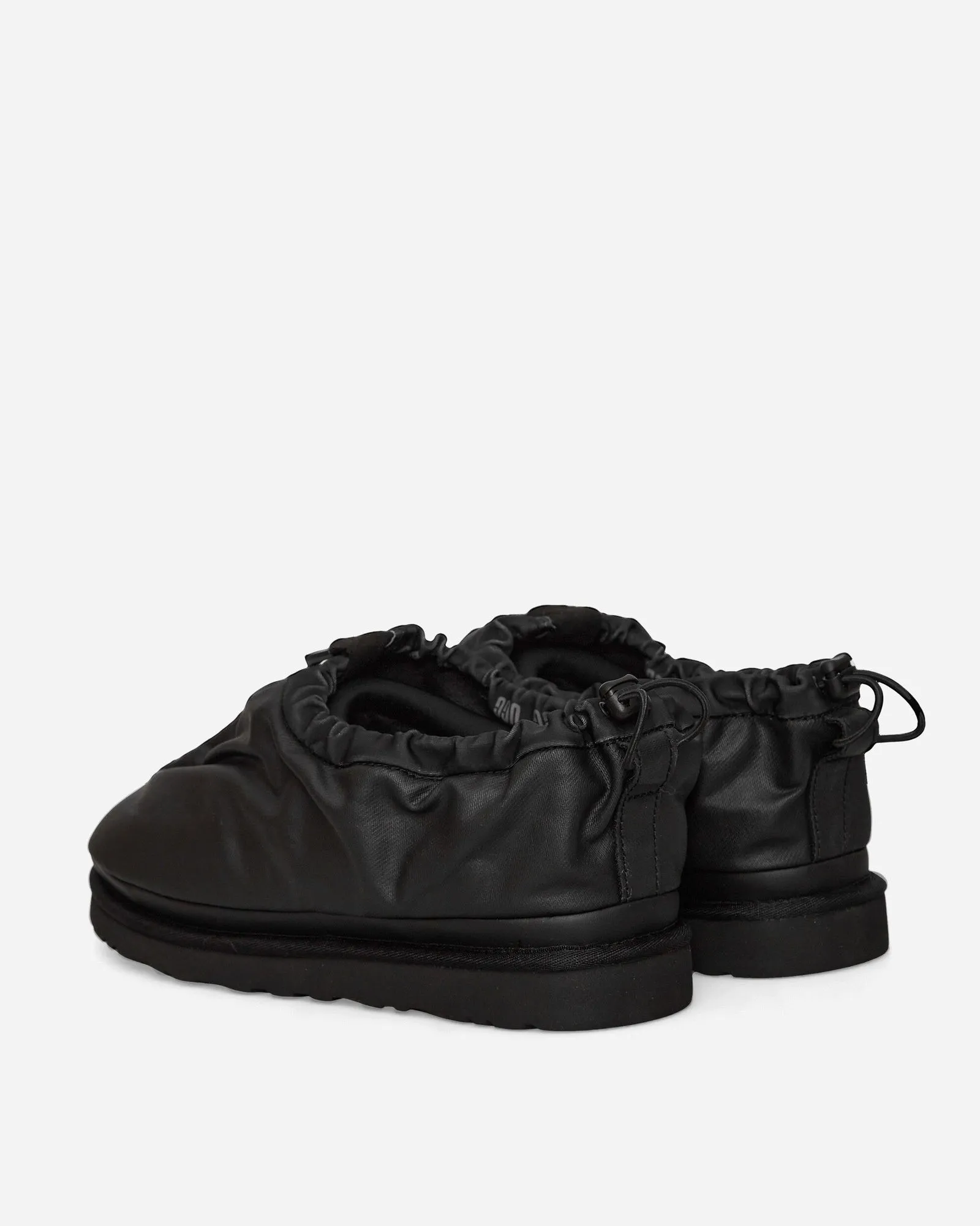 UGG Tasman Shroud Zip "Black"