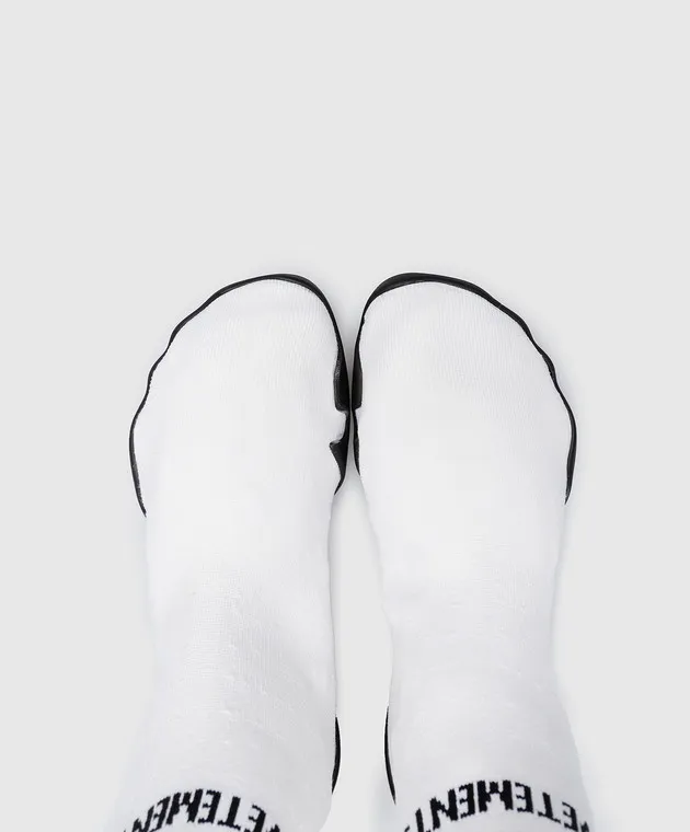 Vetements White sneakers with contrast logo pattern